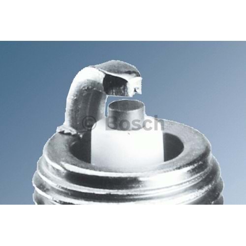 (BOSCH 0242135515) Ateşleme Bujisi YR7DC Fiat Doblo Grande Punto 1.2-1.4 Linea 1.4